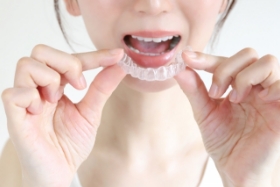 ���O�����\�ŉq���I